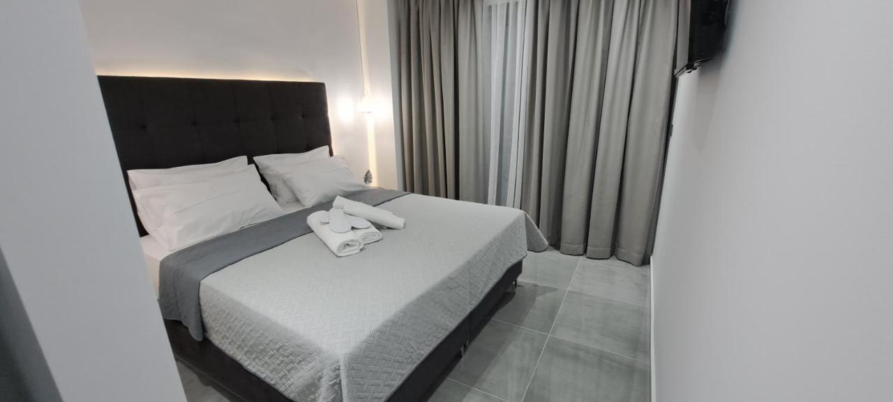 Km Luxury Apart Downtown 伊拉克利翁 外观 照片