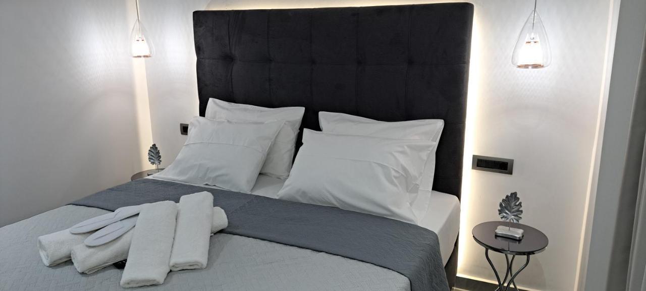 Km Luxury Apart Downtown 伊拉克利翁 外观 照片