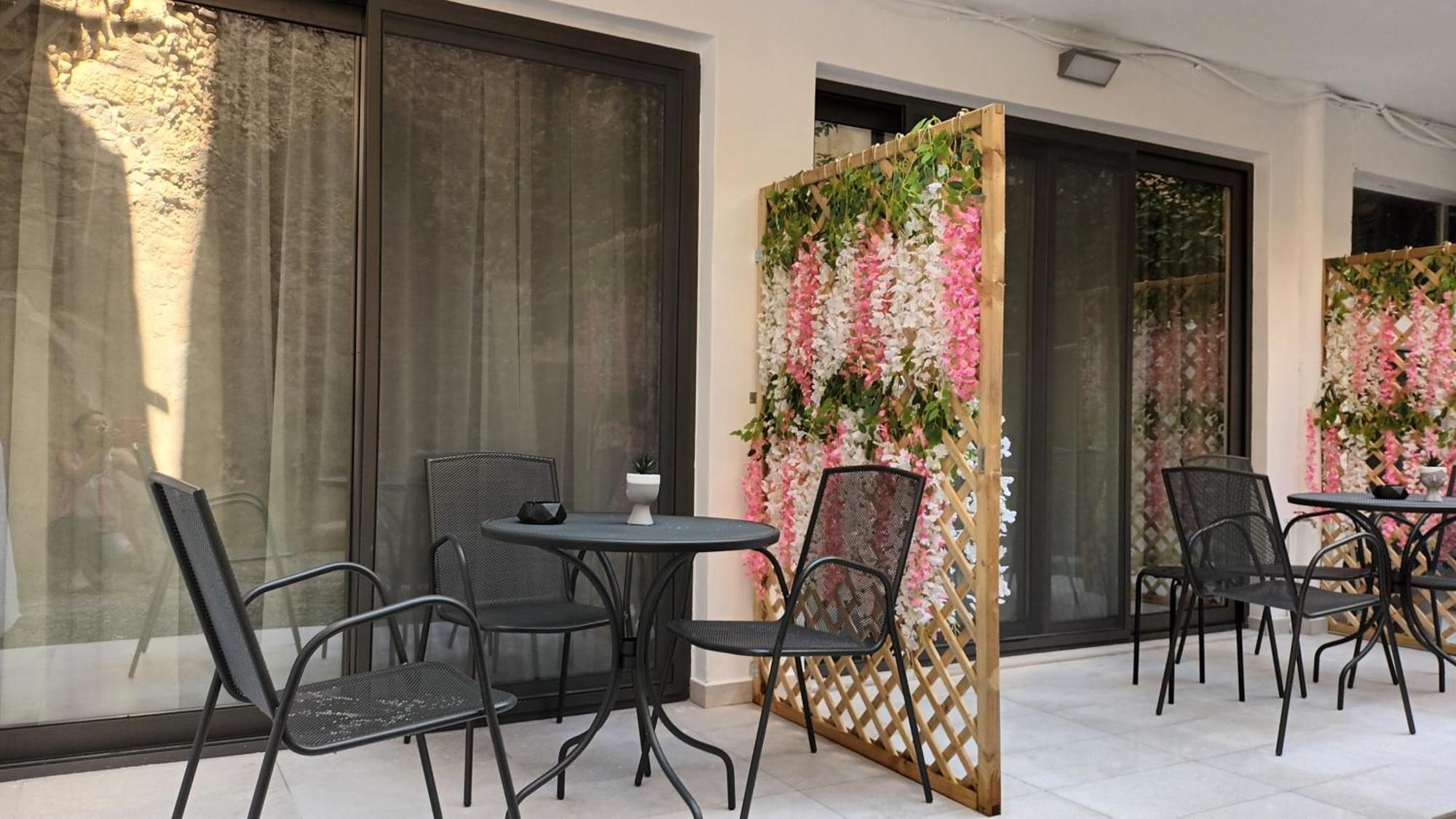 Km Luxury Apart Downtown 伊拉克利翁 外观 照片