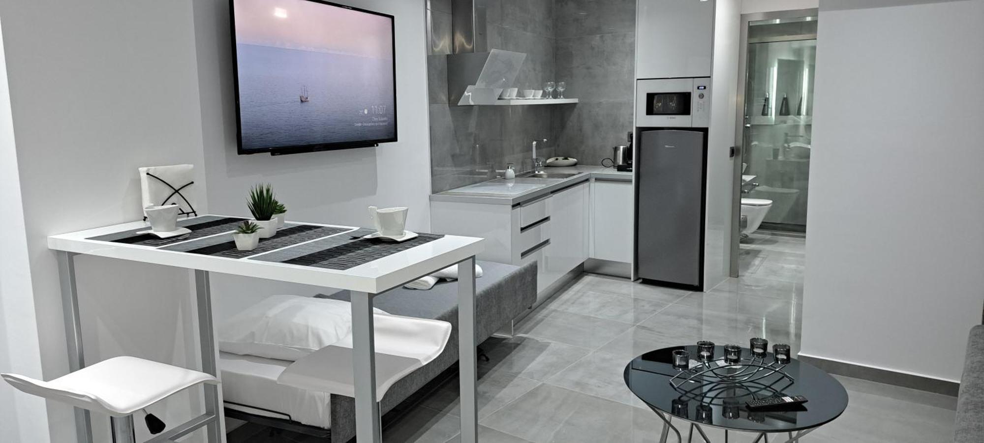Km Luxury Apart Downtown 伊拉克利翁 外观 照片