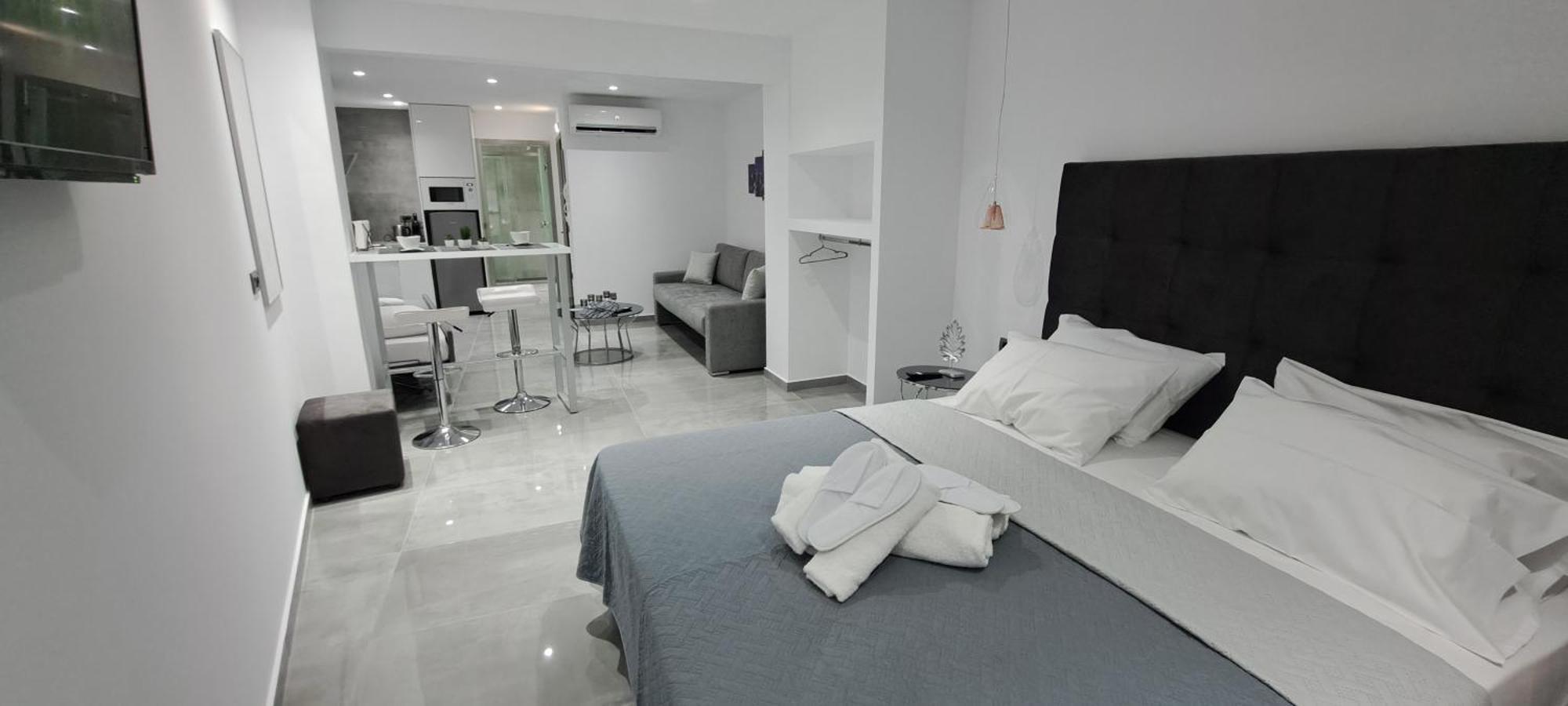 Km Luxury Apart Downtown 伊拉克利翁 外观 照片