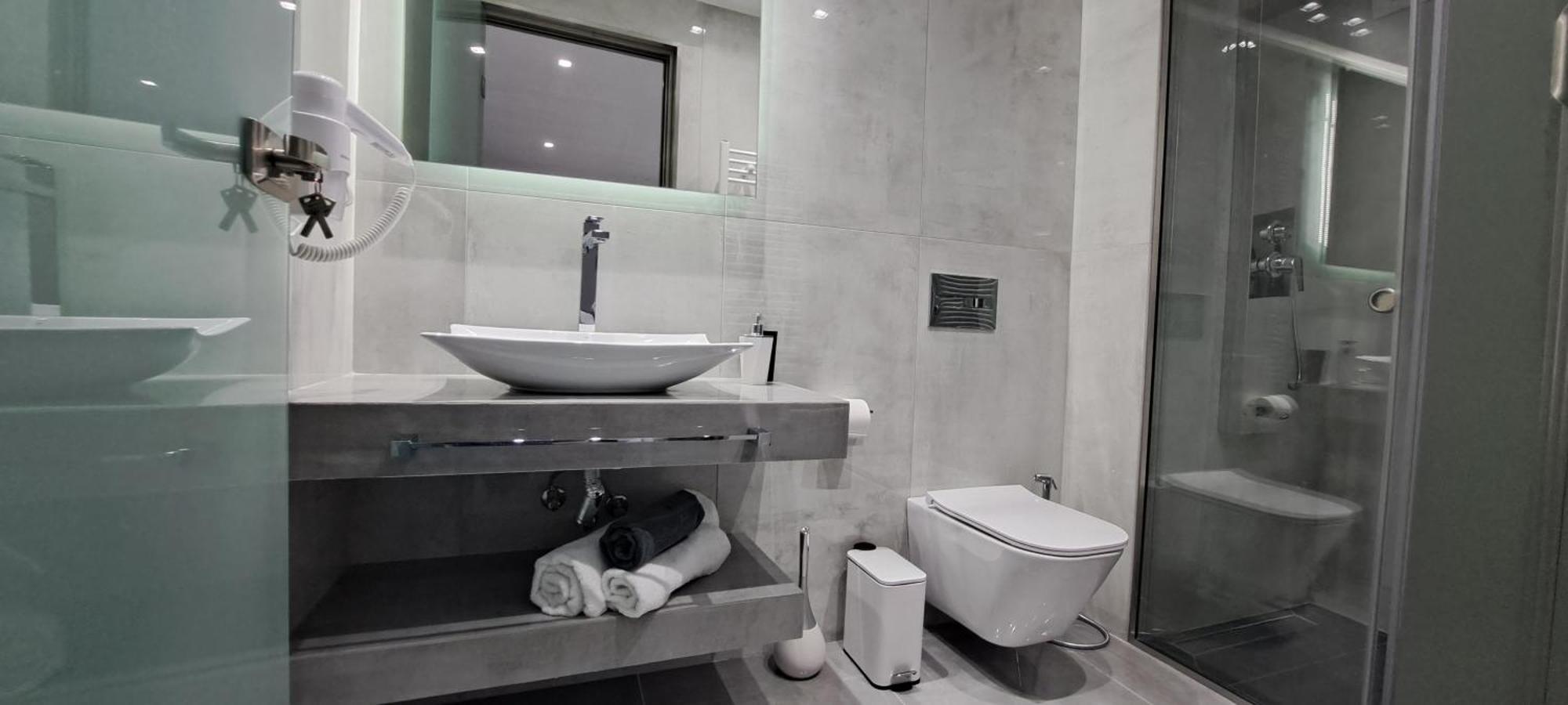 Km Luxury Apart Downtown 伊拉克利翁 外观 照片