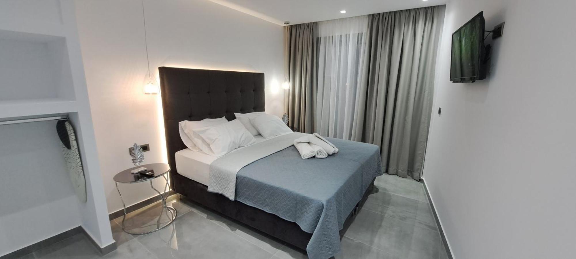 Km Luxury Apart Downtown 伊拉克利翁 外观 照片