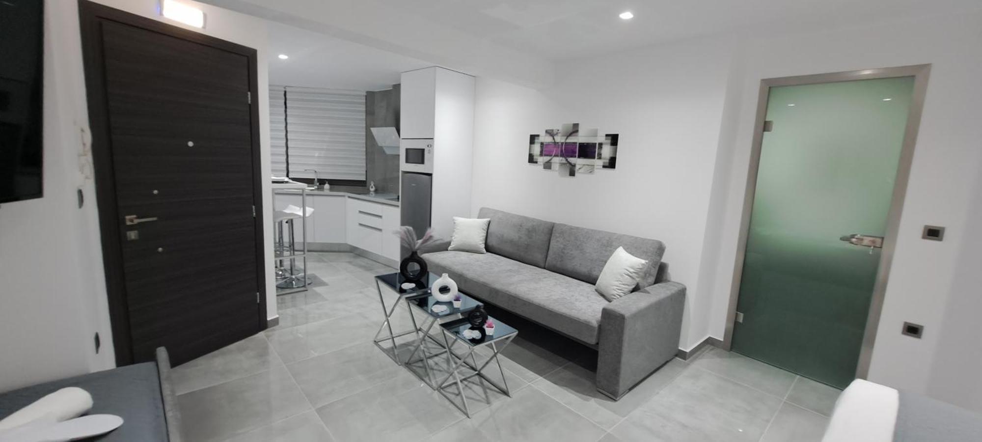 Km Luxury Apart Downtown 伊拉克利翁 外观 照片